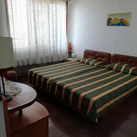 Trakia Pensionat 2*