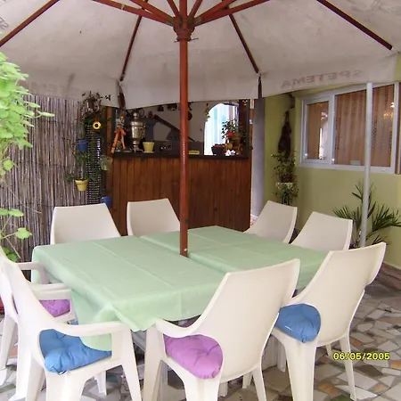 Trakia Pensionat 2*